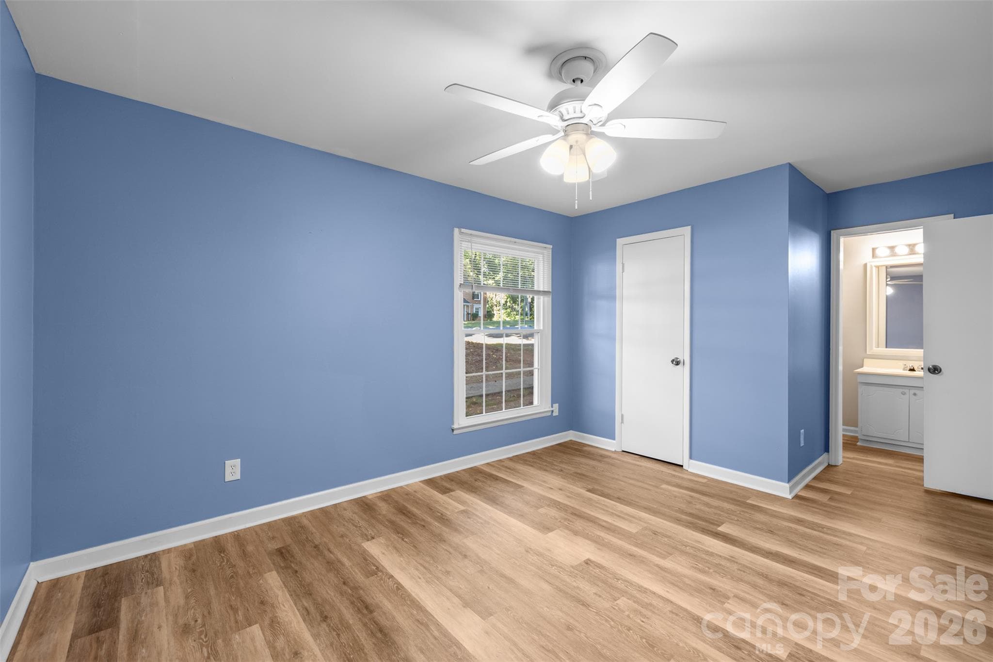 Condominium at 4615 Coronado Drive, Charlotte, photo 9 of 20