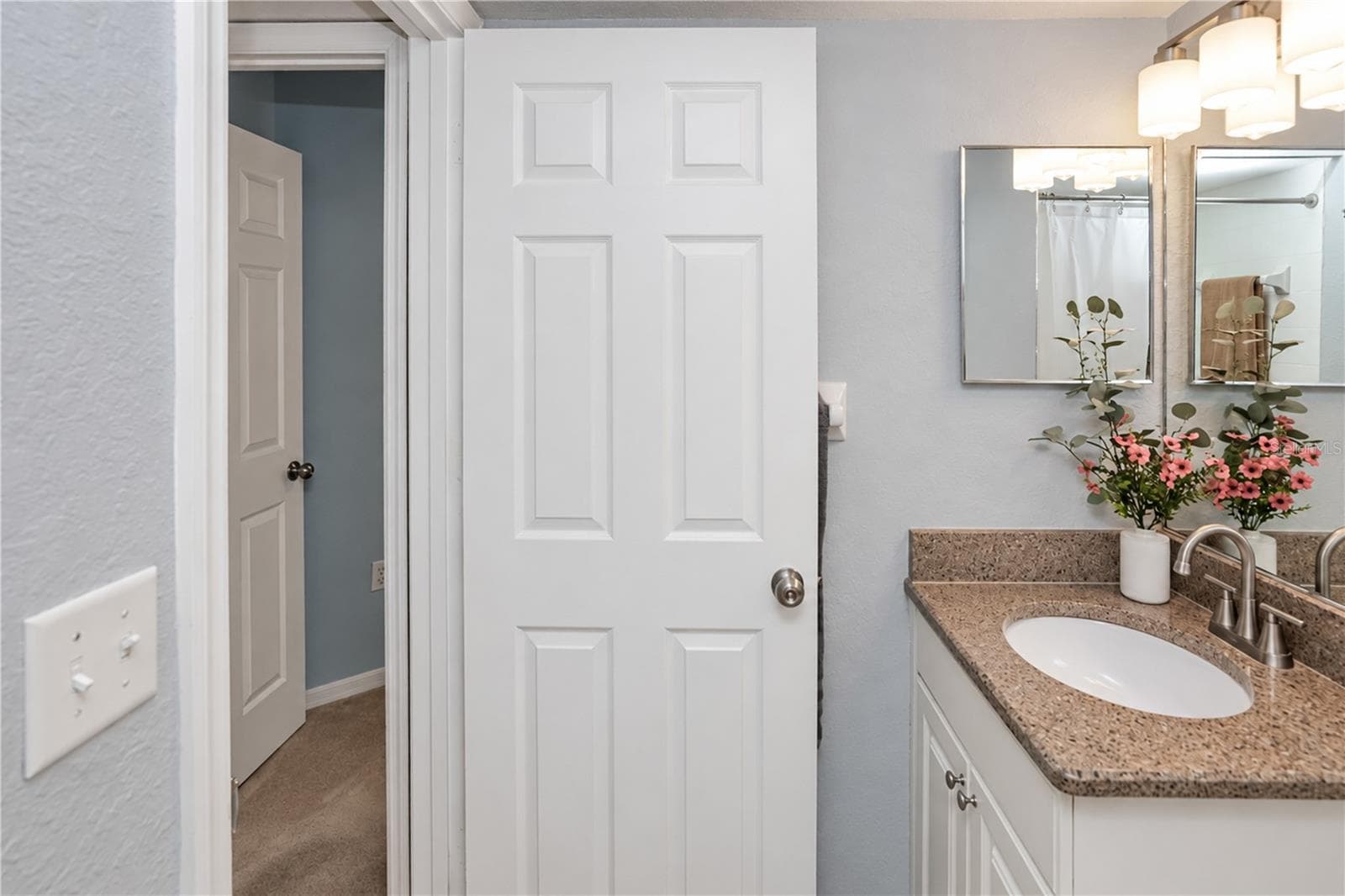 Condominium at 8389 WINGATE DR #2320, SARASOTA, photo 15 of 42