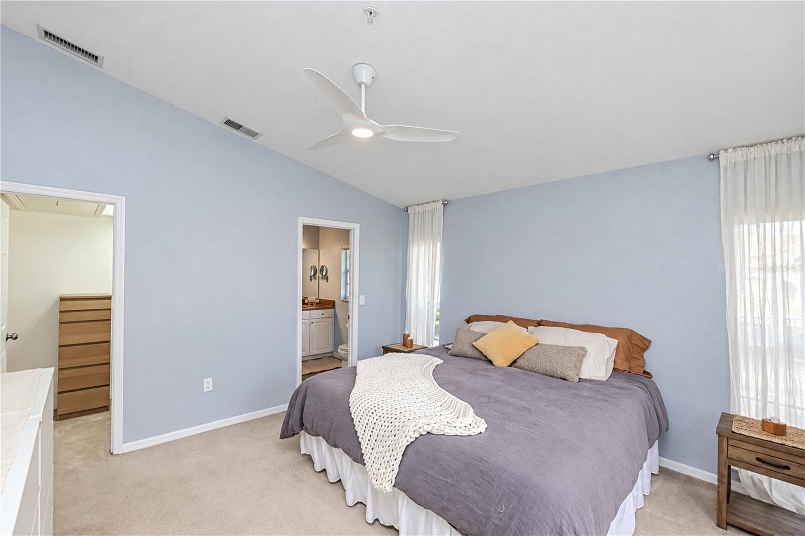 Condominium at 8389 WINGATE DR #2320, SARASOTA, photo 17 of 42