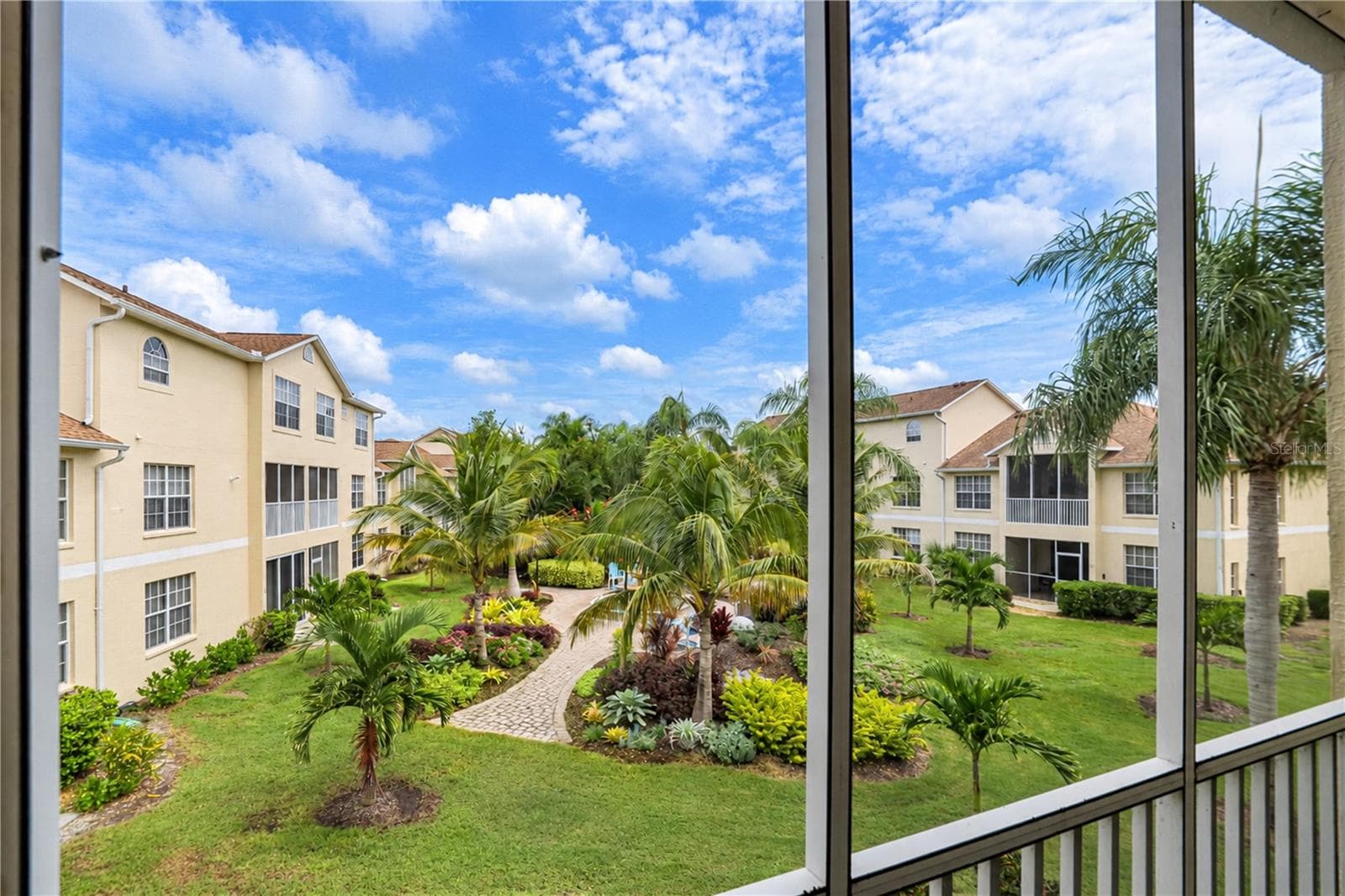Condominium at 8389 WINGATE DR #2320, SARASOTA, photo 24 of 42