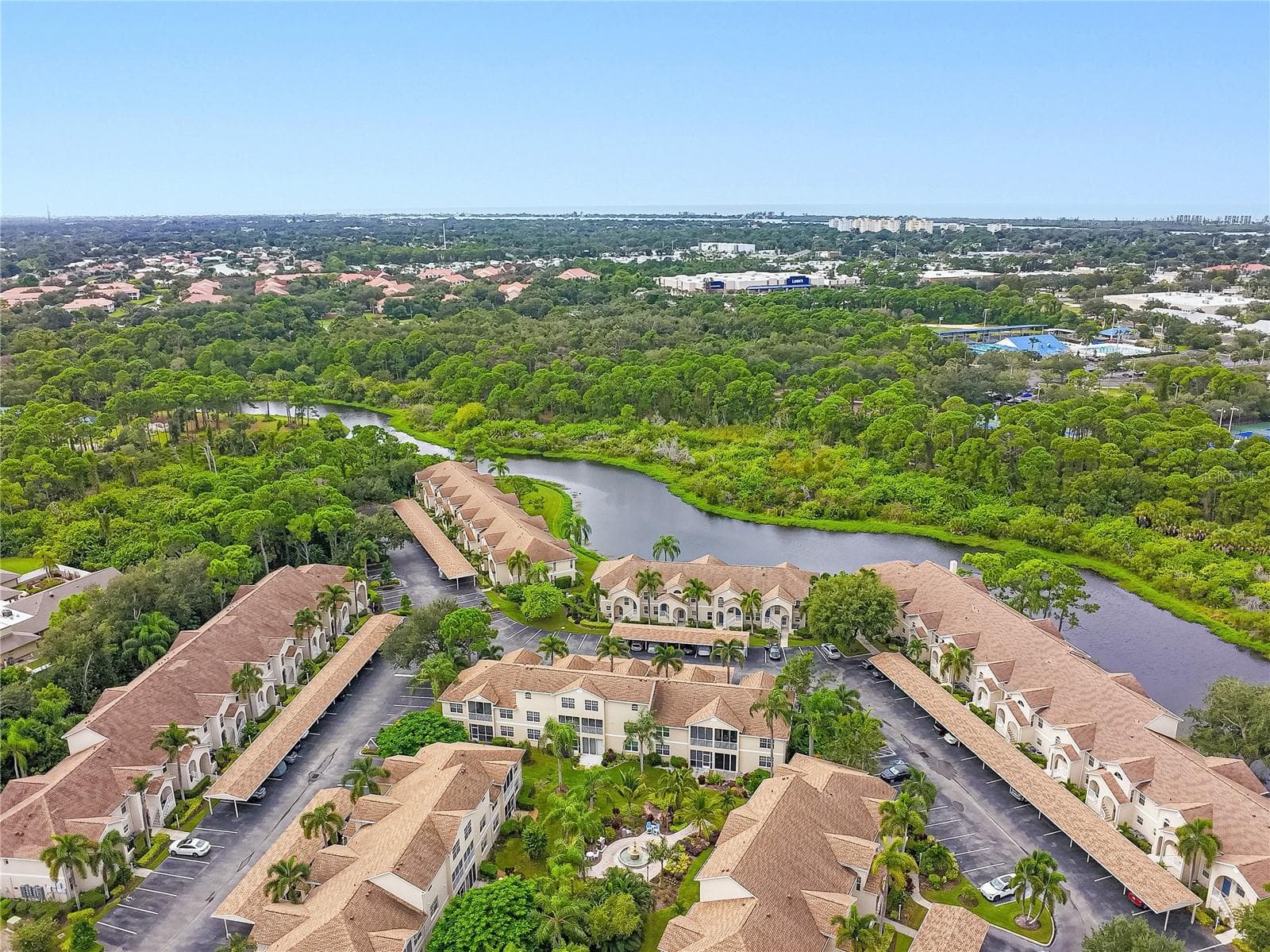 Condominium at 8389 WINGATE DR #2320, SARASOTA, photo 36 of 42