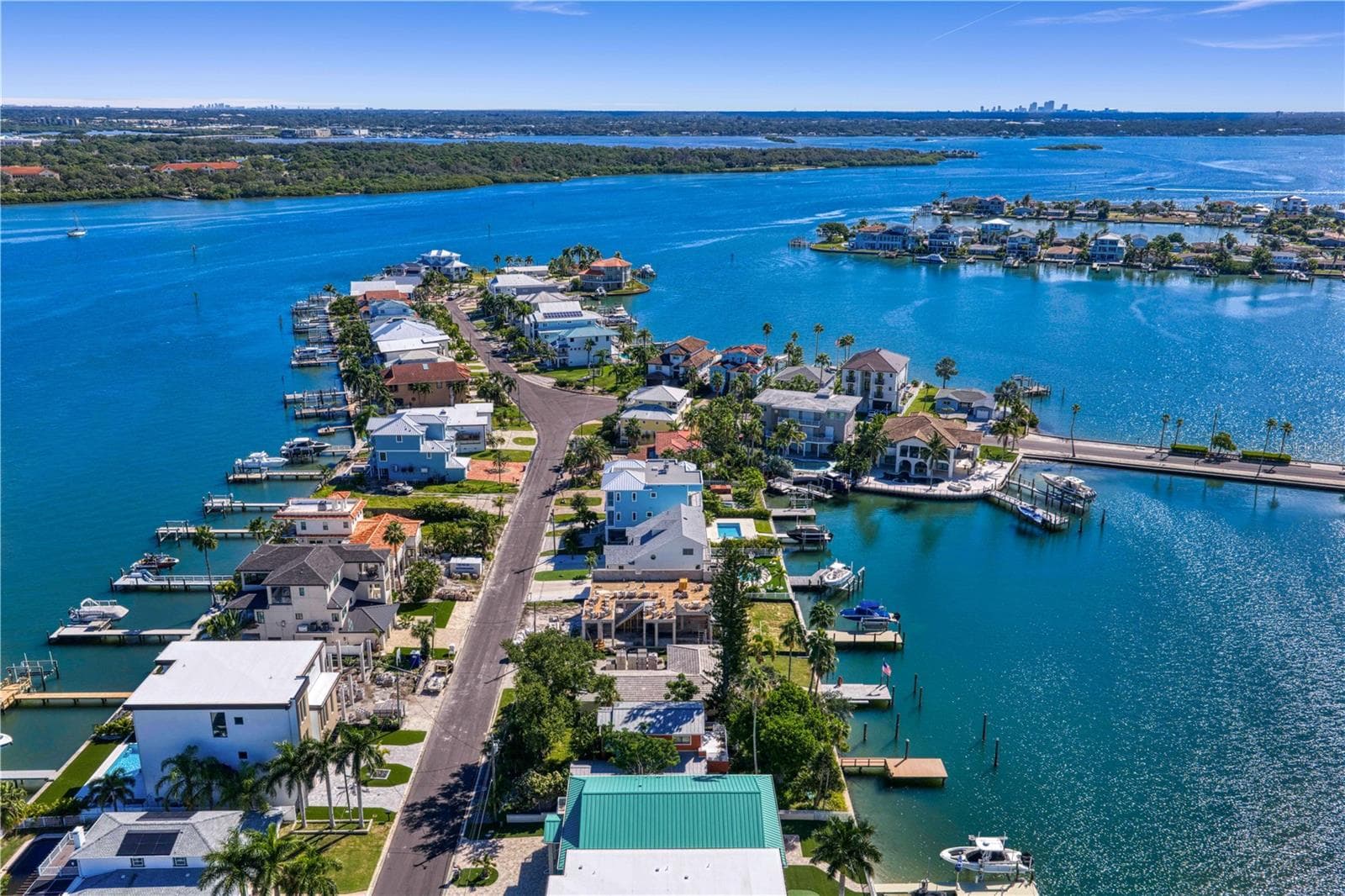 Land at 835 BAY POINT DR, MADEIRA BEACH, photo 29 of 66