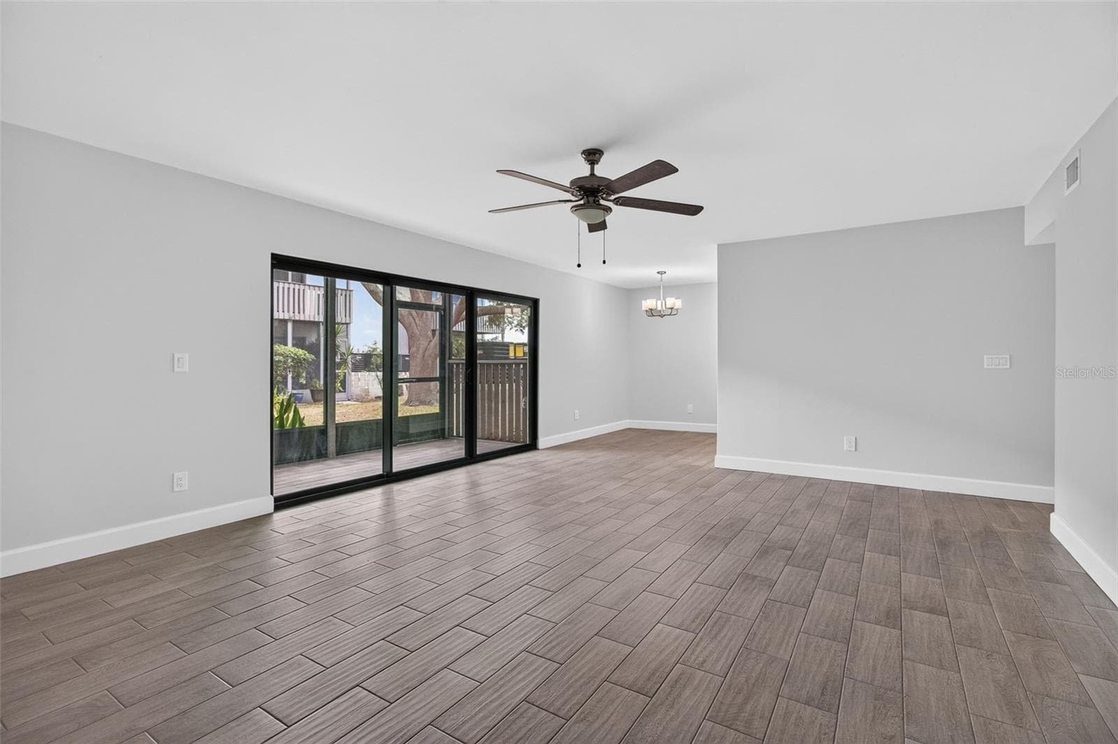 Condominium at 876 116TH AVE N #103, ST PETERSBURG, photo 6 of 27
