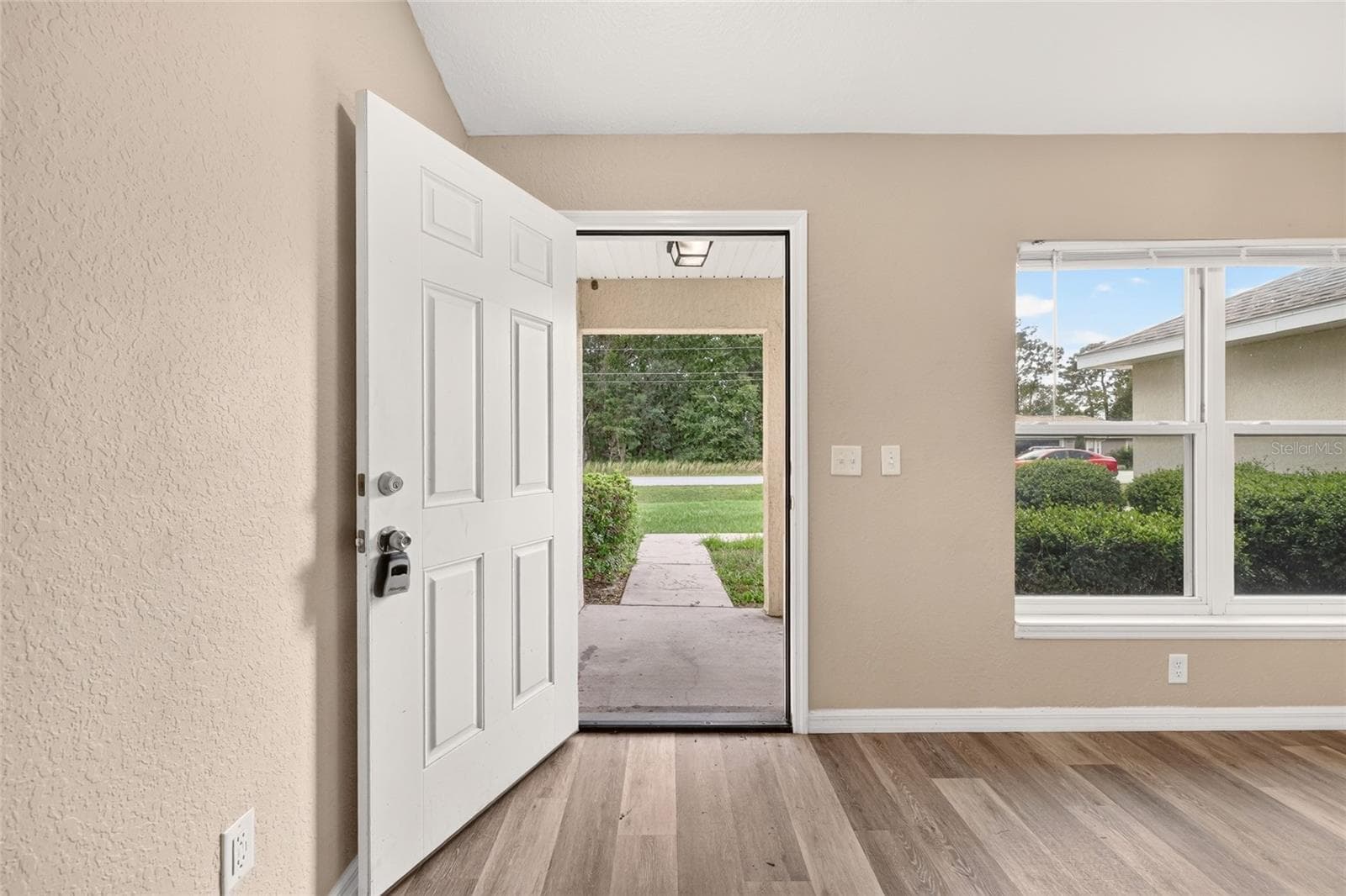 Single Family Residence at 7009 HEMLOCK CRSE, OCALA, photo 12 of 54