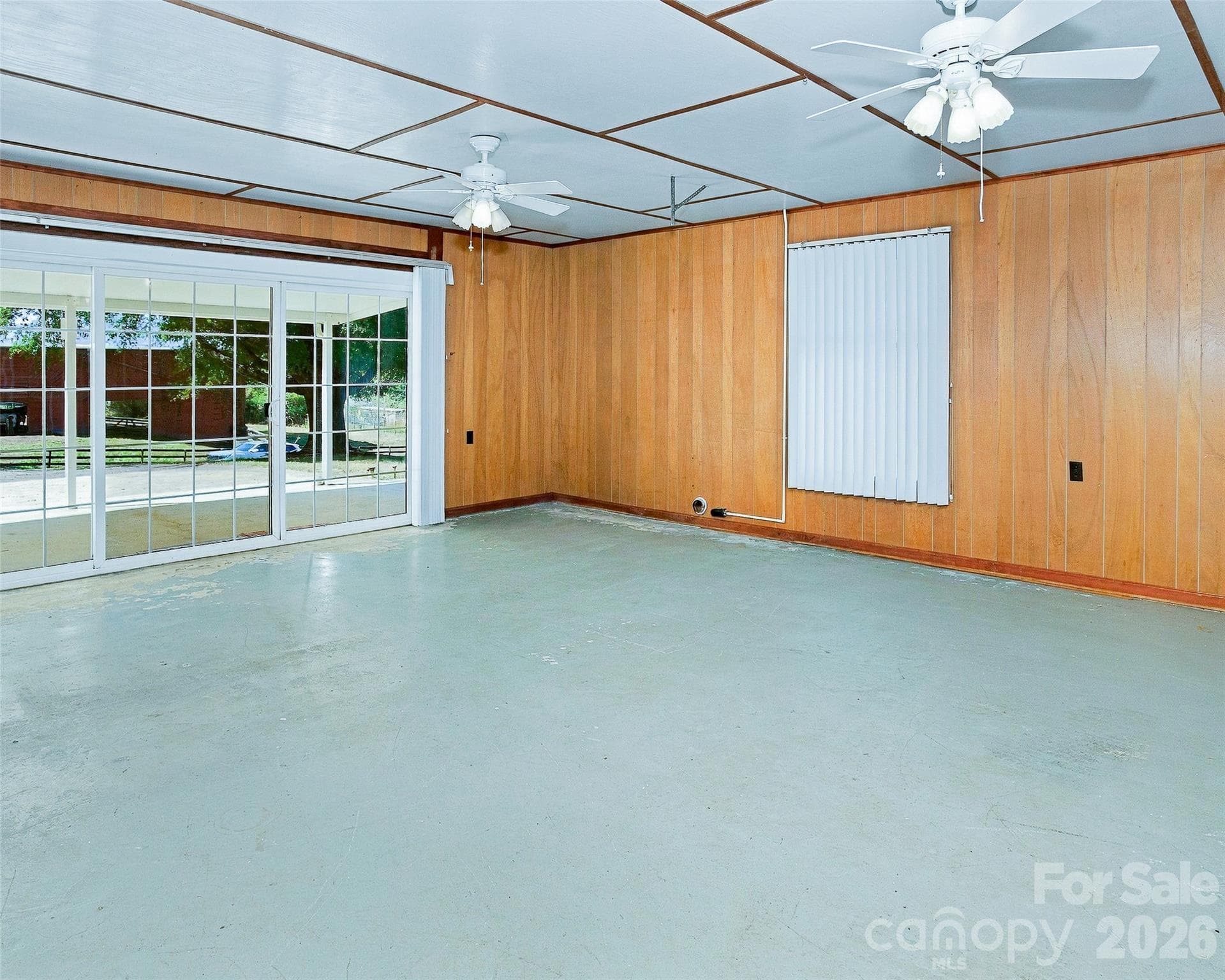 Single Family Residence at 5810 Us 23 Highway, Mars Hill, photo 20 of 47