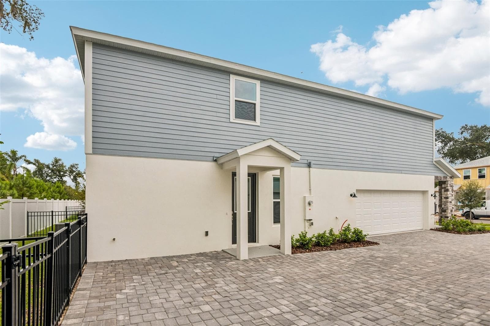 Townhouse at 616 SILVER STREAM CT, BRANDON, photo 4 of 50