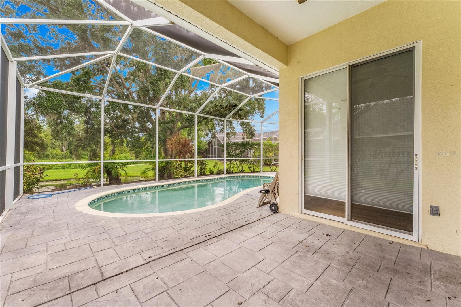 Single Family Residence at 6462 GOLDEN LEAF CT, LAKEWOOD RANCH, photo 30 of 35