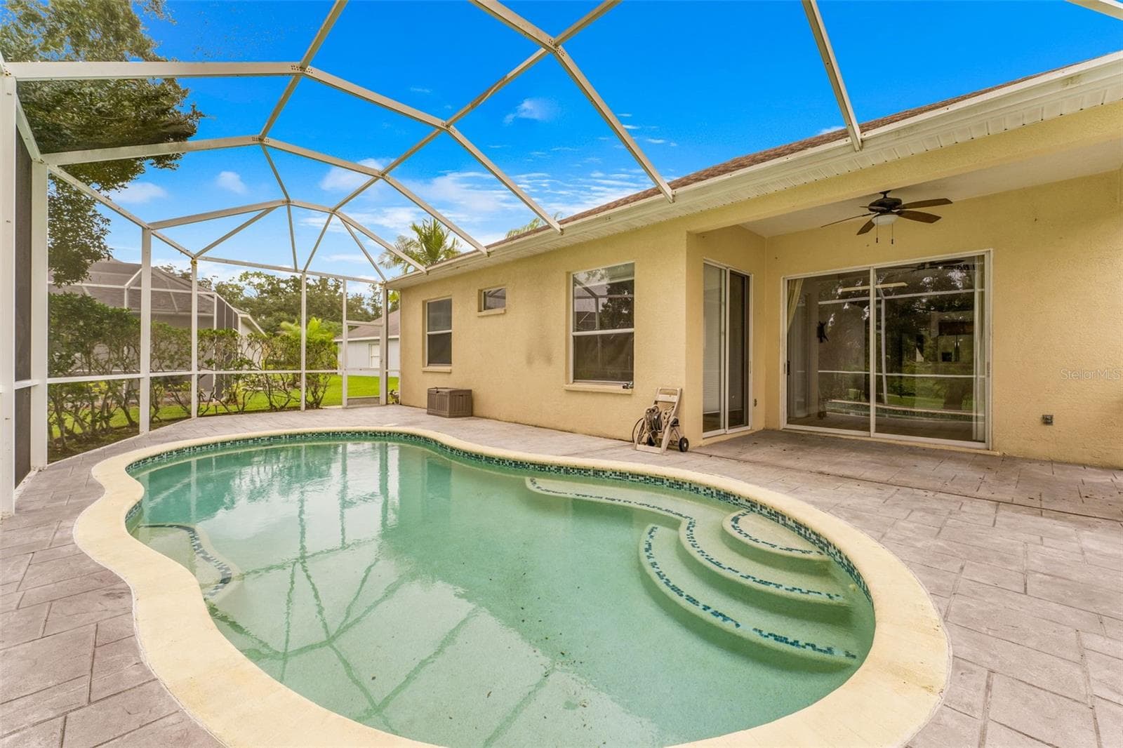 Single Family Residence at 6462 GOLDEN LEAF CT, LAKEWOOD RANCH, photo 32 of 35