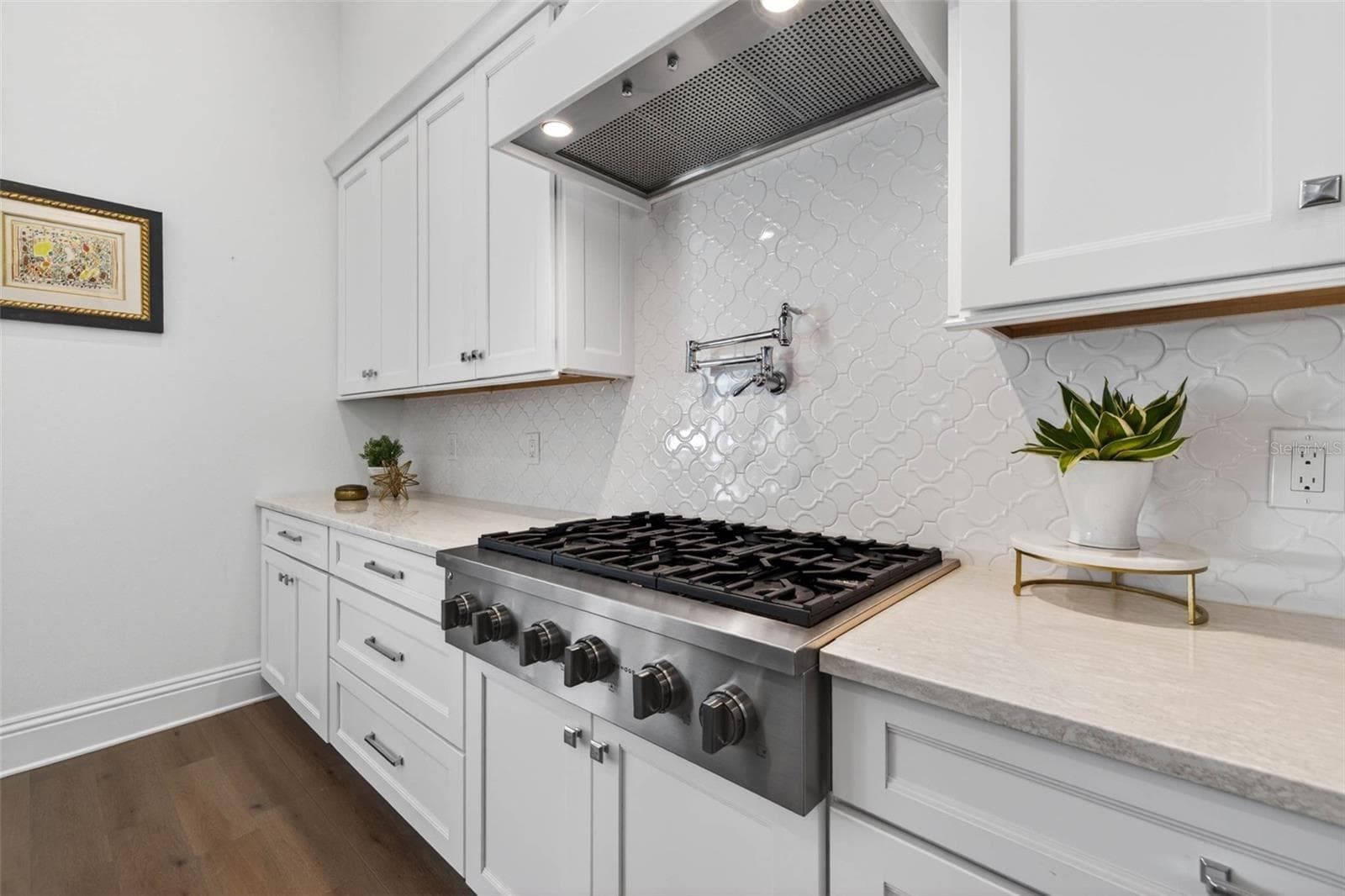Culinary Excellence with a Six-Burner Gas Cooktop & Pot Filer - 1341 MONTEREY BLVD NE, ST PETERSBURG