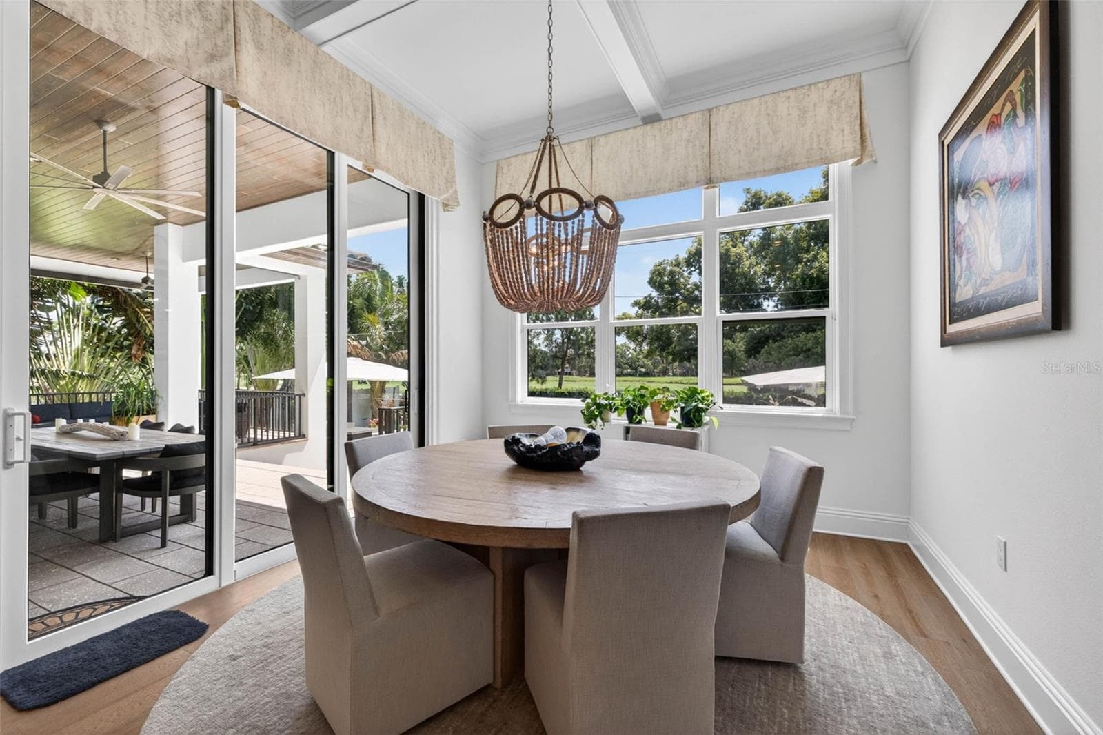 Light and Airy Breakfast Nook - 1341 MONTEREY BLVD NE, ST PETERSBURG