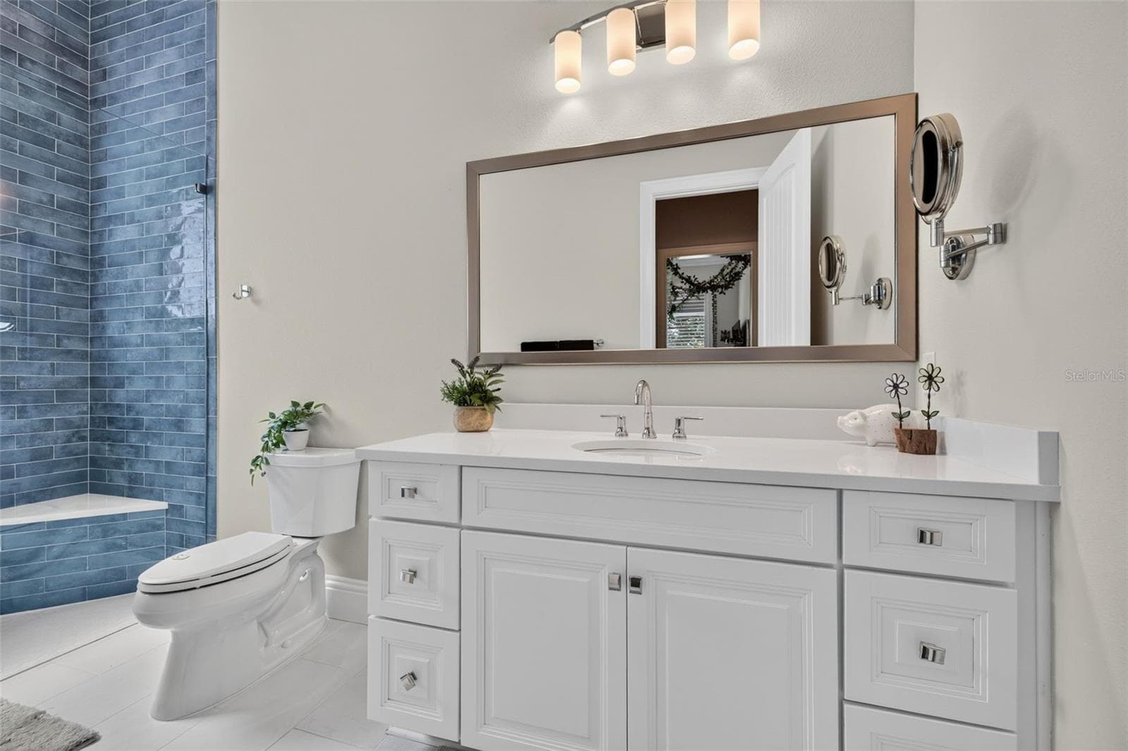 Lower Level Ensuite Bath - 1341 MONTEREY BLVD NE, ST PETERSBURG