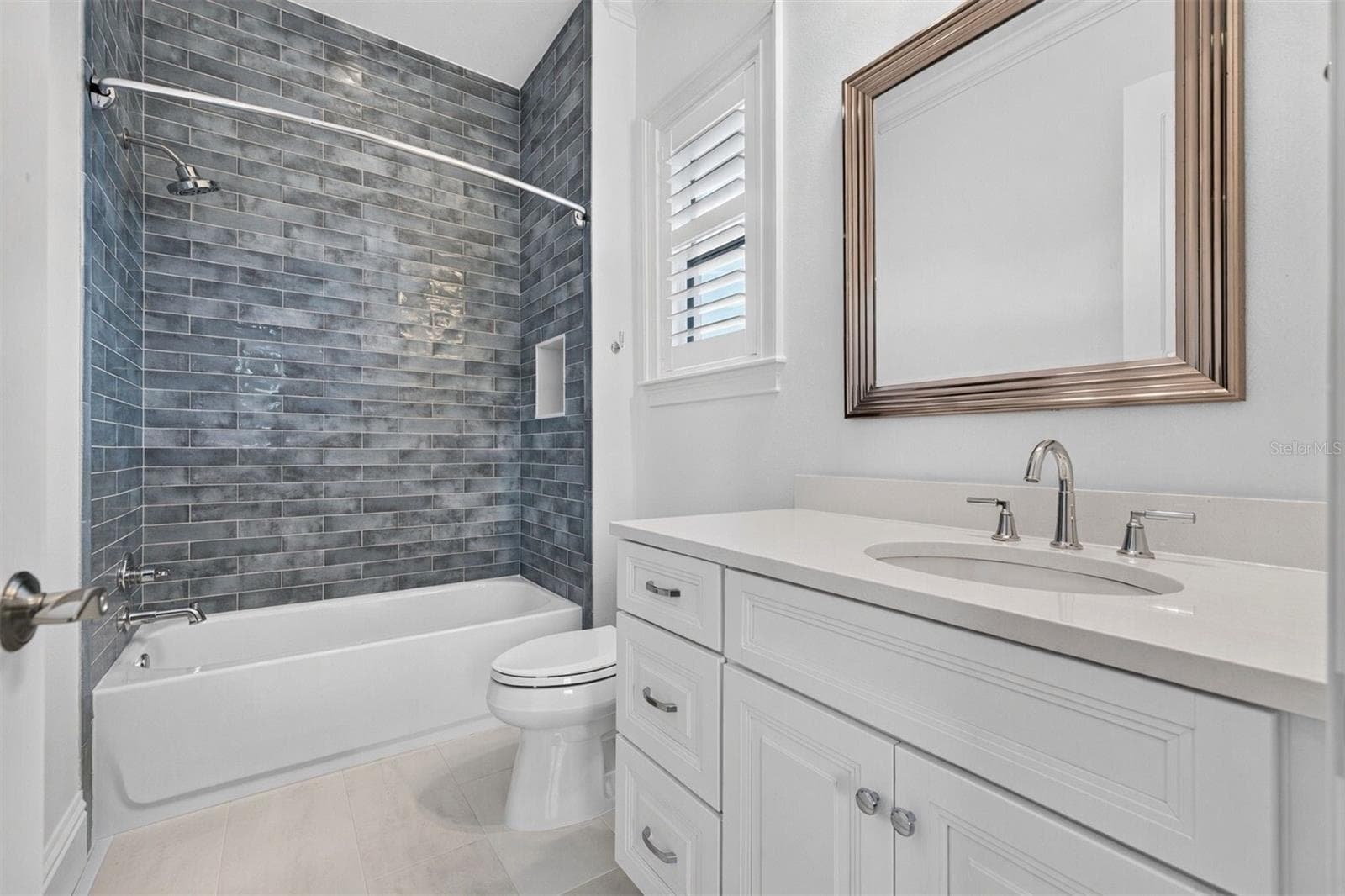 Bedroom 5- Ensuite Bath - 1341 MONTEREY BLVD NE, ST PETERSBURG