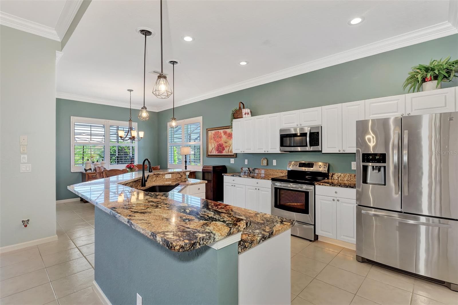 Single Family Residence at 13335 GOLF POINTE DR, PORT CHARLOTTE, photo 15 of 74