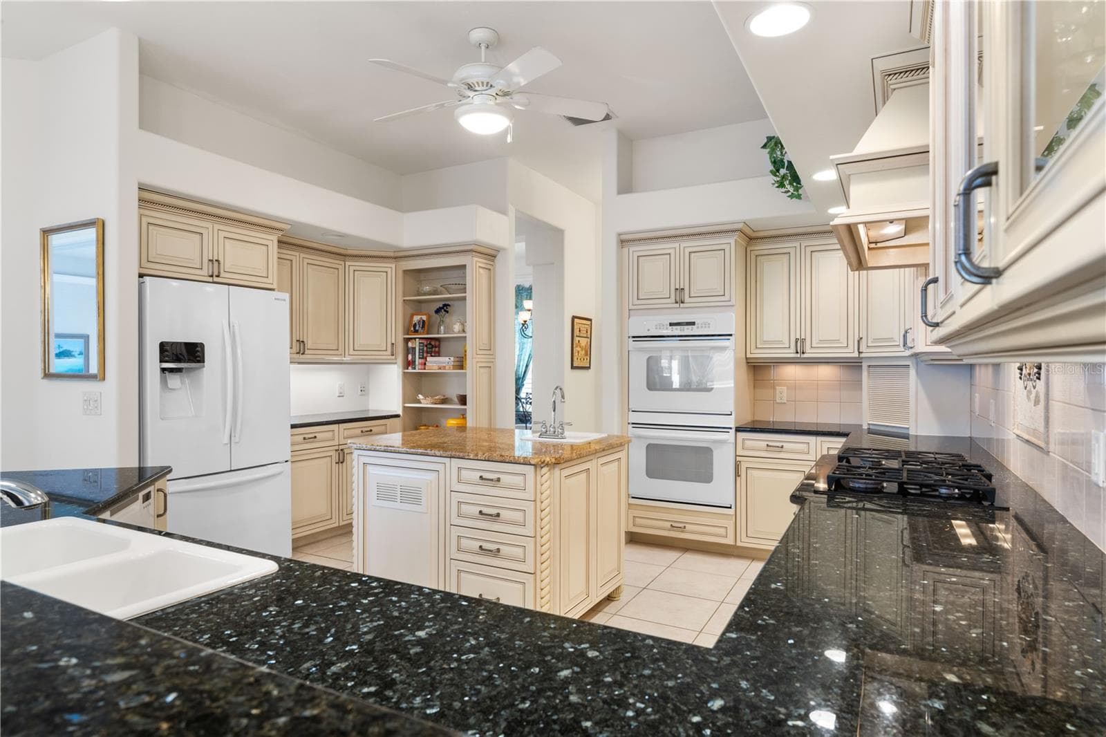 Single Family Residence at 2736 MAYAGUANA CT, PUNTA GORDA, photo 7 of 80