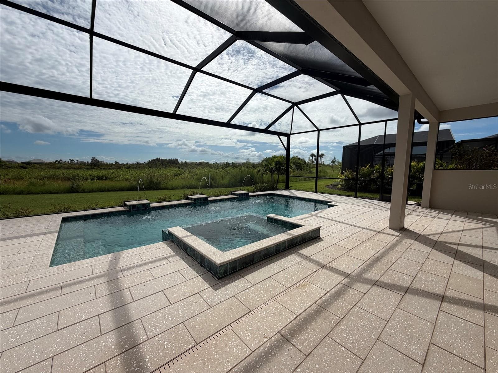 Pool & SpaShellock Pavers - 18045 FOXTAIL LOOP, VENICE