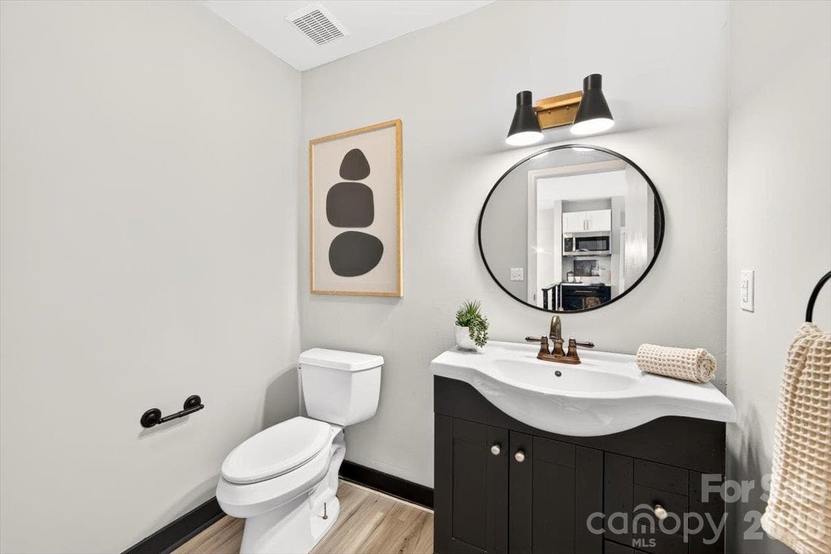 Single Family Residence at 16 Cove Creek Place SE, Concord, photo 20 of 47