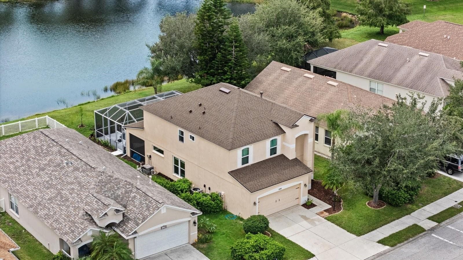 Single Family Residence at 15302 SEAROBBIN DR, LAKEWOOD RANCH, photo 25 of 51