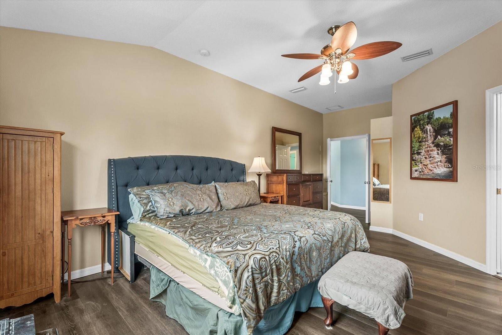 Single Family Residence at 15302 SEAROBBIN DR, LAKEWOOD RANCH, photo 31 of 51