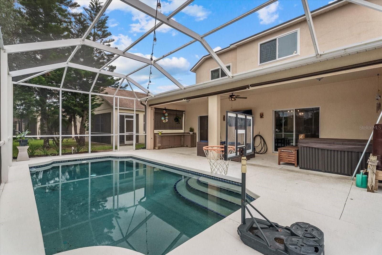 Single Family Residence at 15302 SEAROBBIN DR, LAKEWOOD RANCH, photo 39 of 51