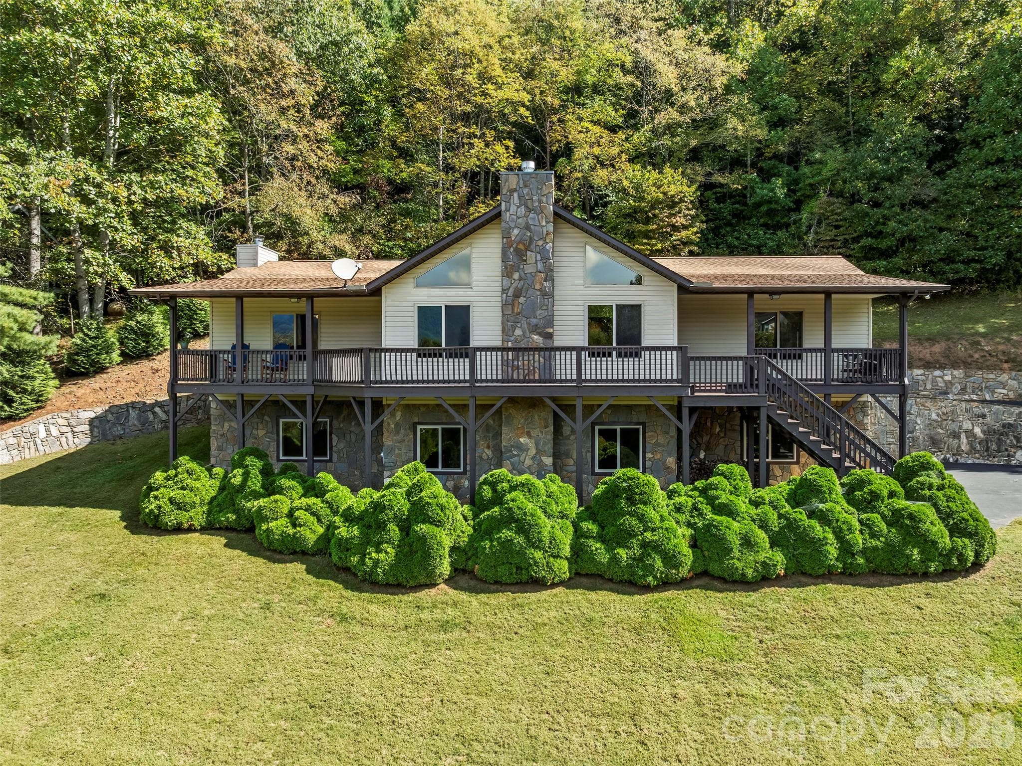 1090 Maple Springs Drive