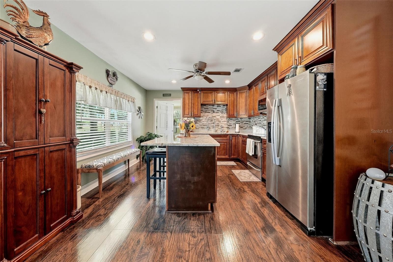 Single Family Residence at 2406 DURANT RD, VALRICO, photo 7 of 49