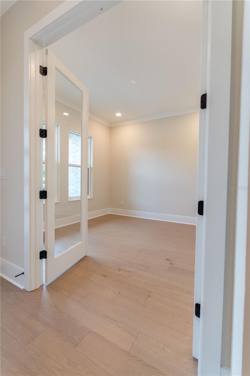 Single Family Residence at 4906 W ESTRELLA ST, TAMPA, photo 12 of 48