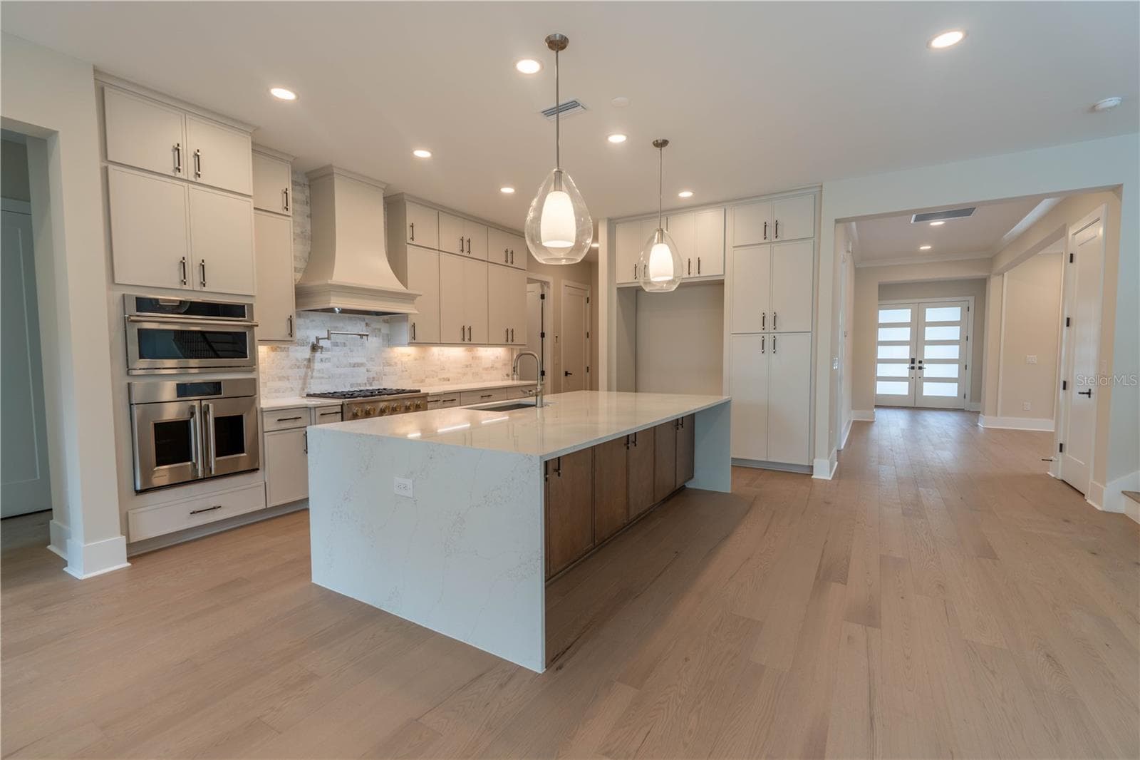 Single Family Residence at 4906 W ESTRELLA ST, TAMPA, photo 21 of 48