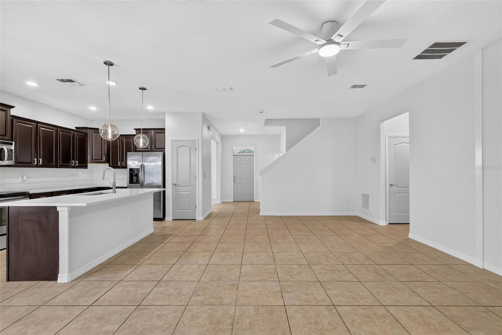 Single Family Residence at 991 ALSTON BAY BLVD, APOPKA, photo 5 of 28