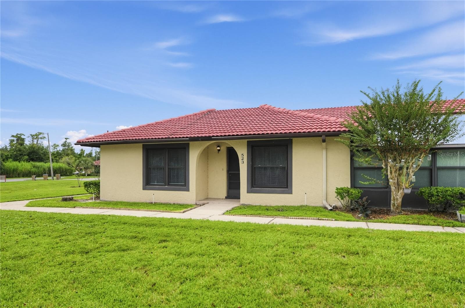 Townhouse at 523 HUNTER CIR, KISSIMMEE, photo 2 of 32