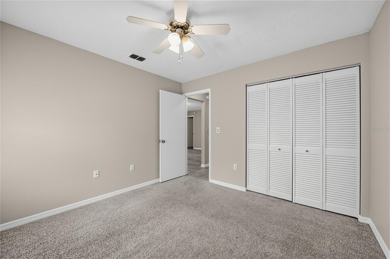 Townhouse at 523 HUNTER CIR, KISSIMMEE, photo 16 of 32