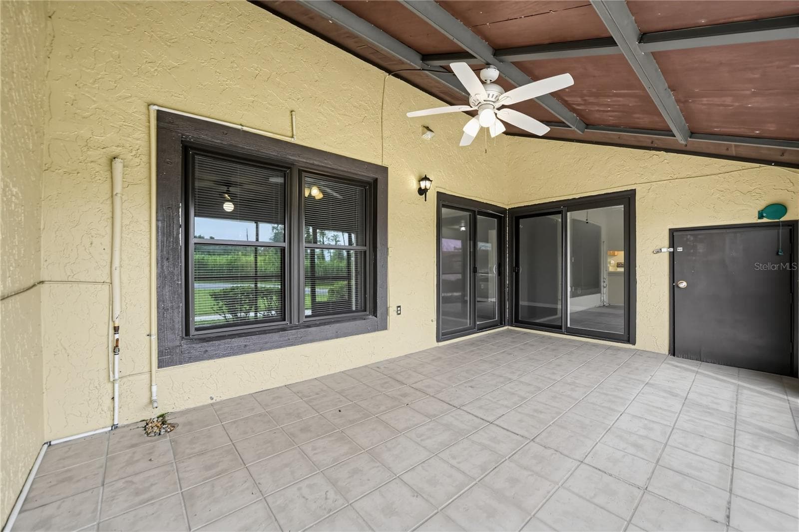 Townhouse at 523 HUNTER CIR, KISSIMMEE, photo 28 of 32