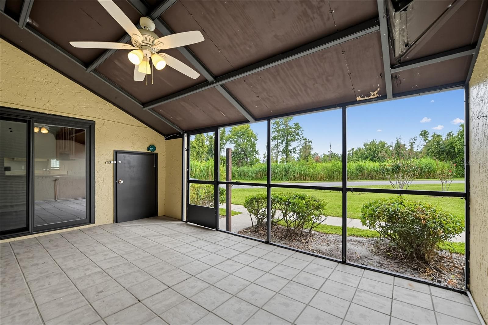 Townhouse at 523 HUNTER CIR, KISSIMMEE, photo 29 of 32