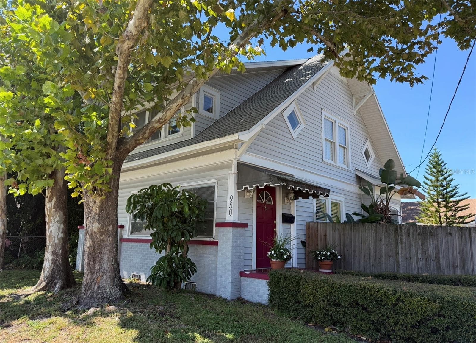 Single Family Residence at 950 10TH ST N, ST PETERSBURG, photo 43 of 43