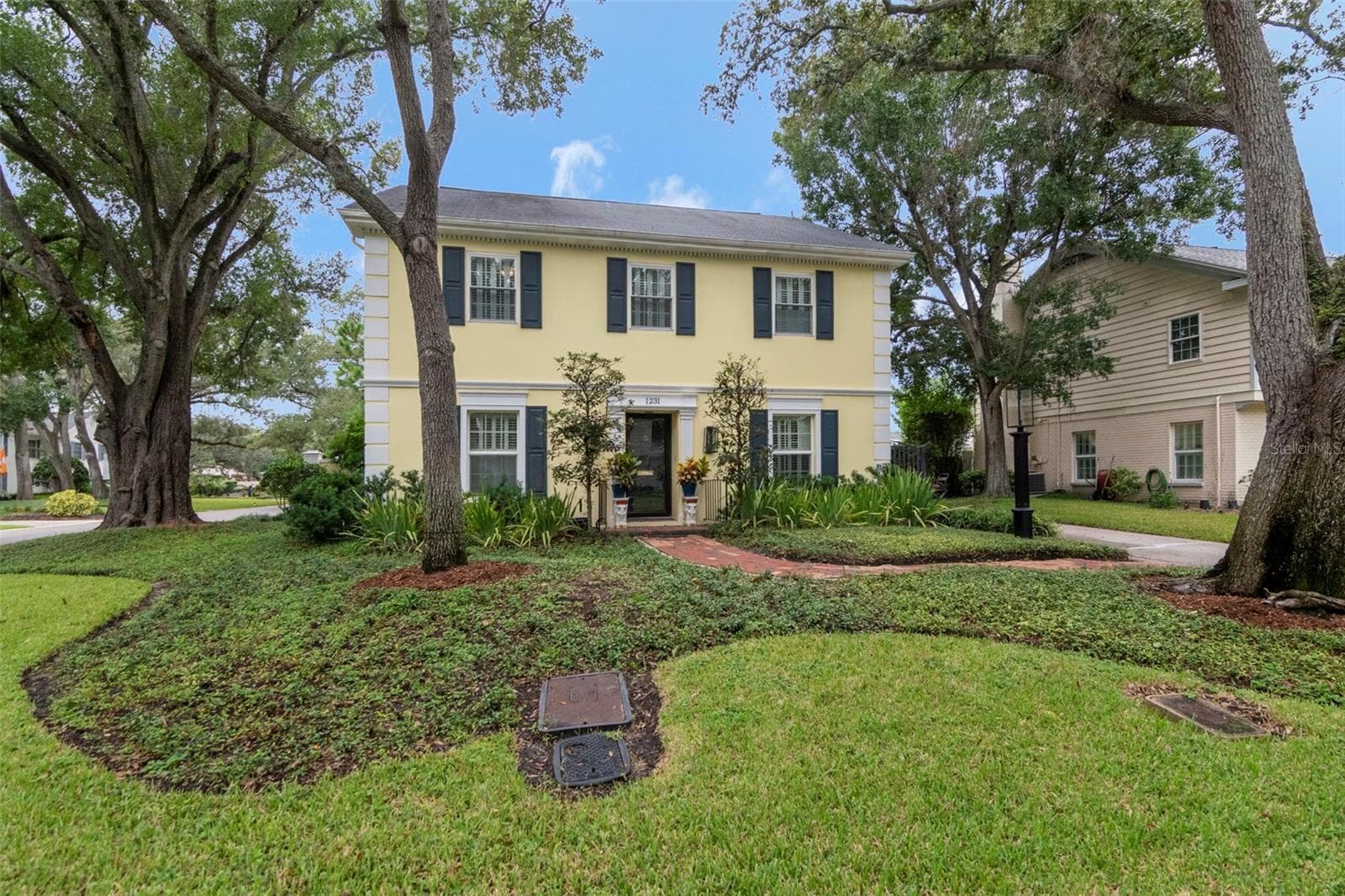 Single Family Residence at 1231 S ROXMERE RD, TAMPA, photo 3 of 51