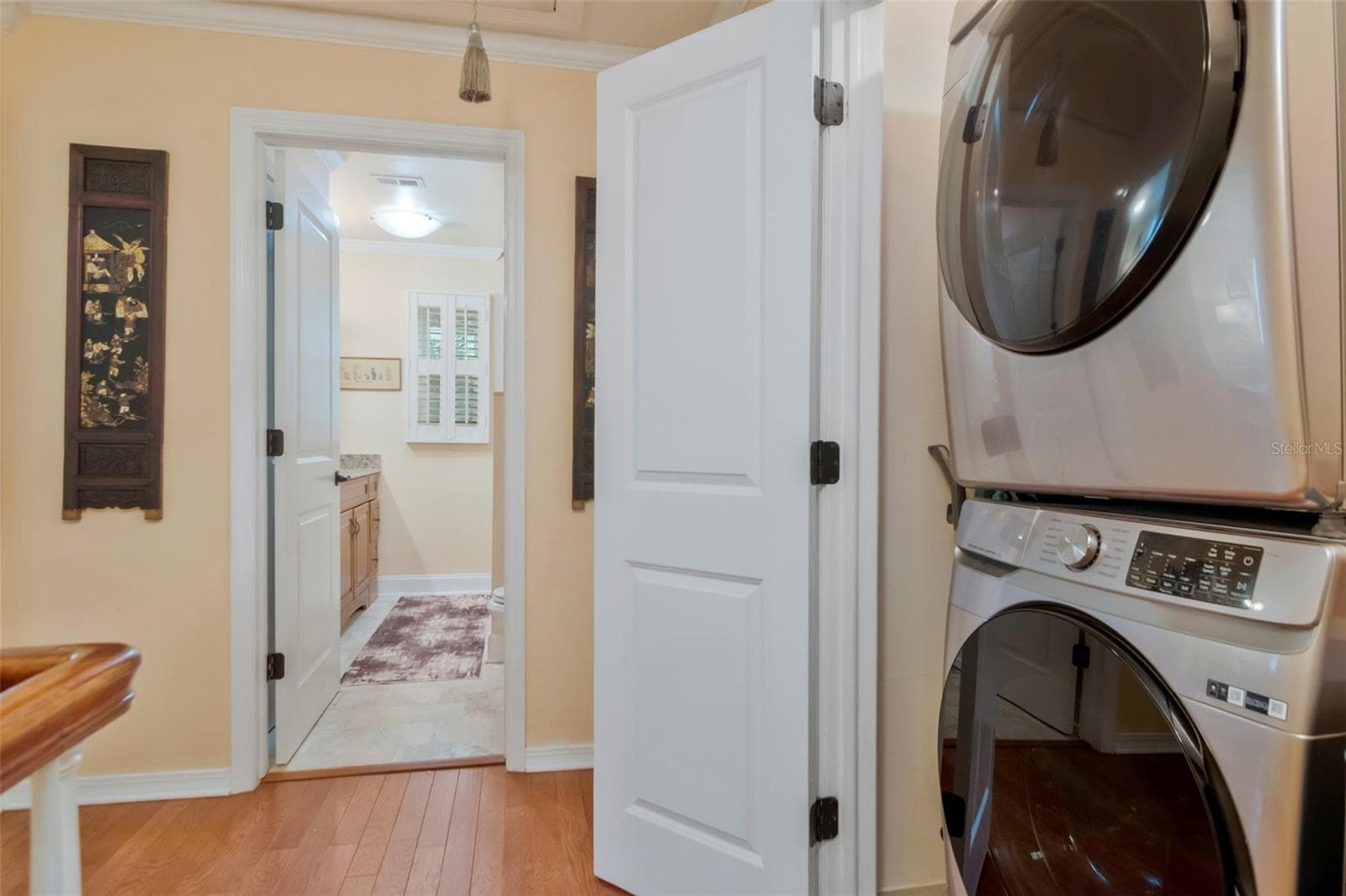 powder bath - 1231 S ROXMERE RD, TAMPA