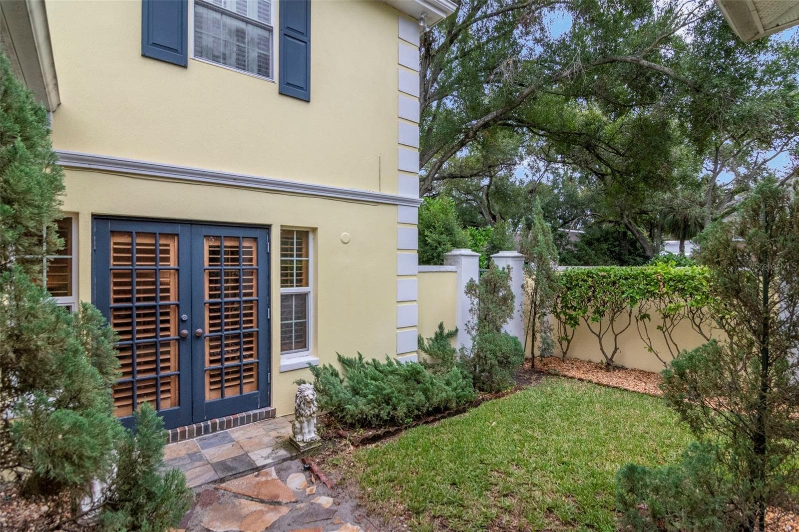 Single Family Residence at 1231 S ROXMERE RD, TAMPA, photo 41 of 51