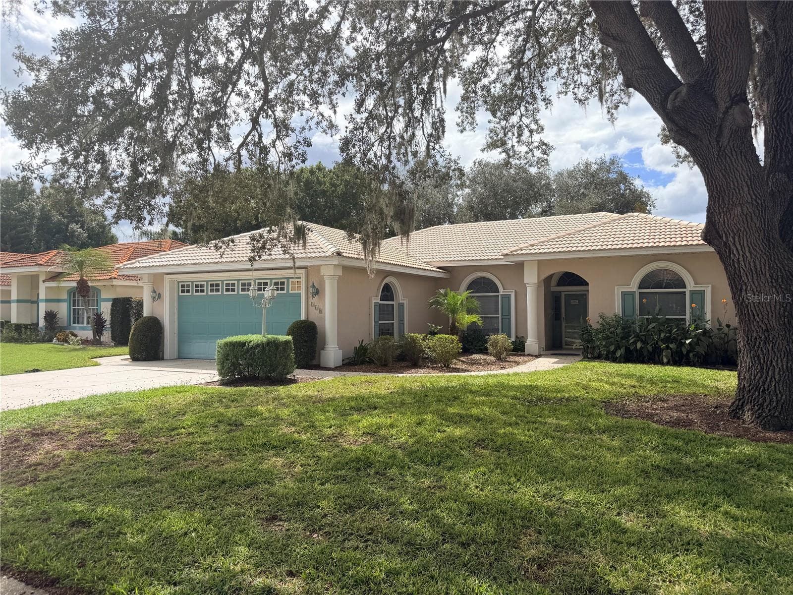 Single Family Residence at 208 GOLF AIRE BLVD, WINTER HAVEN, photo 2 of 13