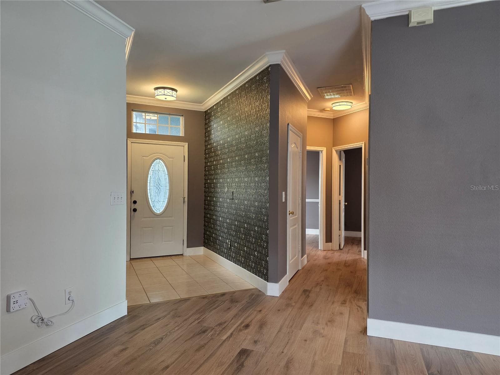 Single Family Residence at 4908 WATERSIDE POINTE CIR, ORLANDO, photo 7 of 33