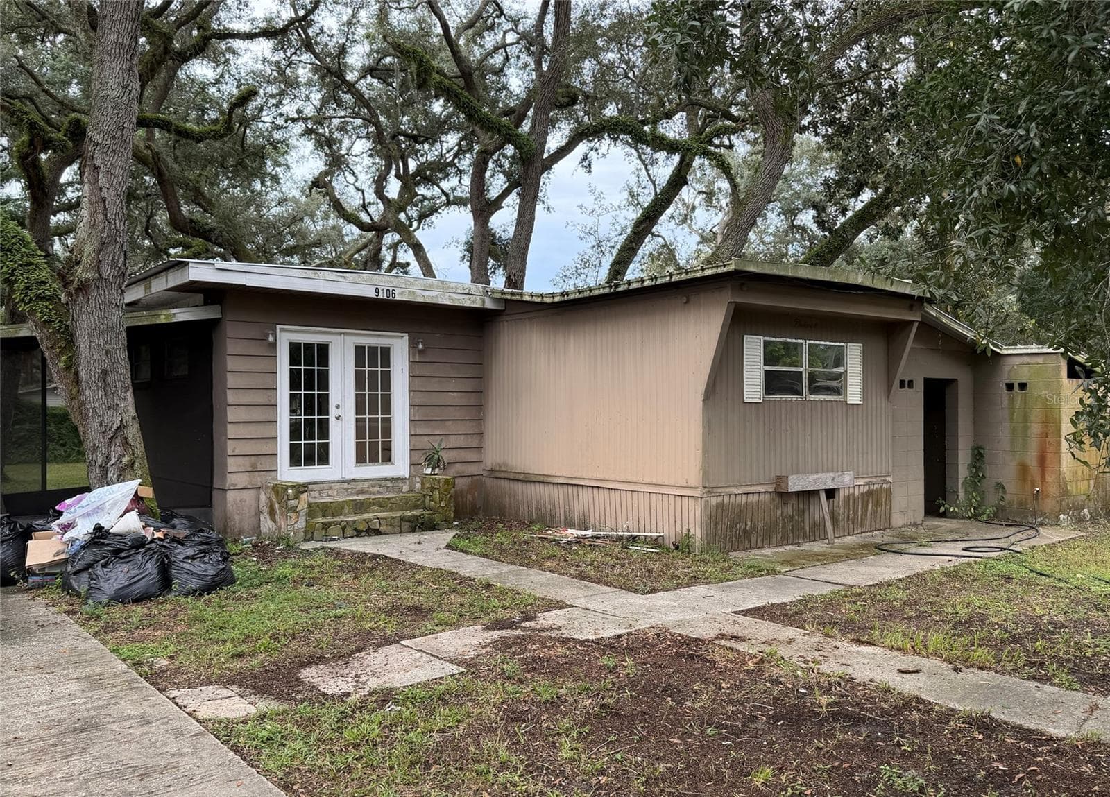 Mobile Home at 9114 OGALALA ST, NEW PORT RICHEY, photo 2 of 22