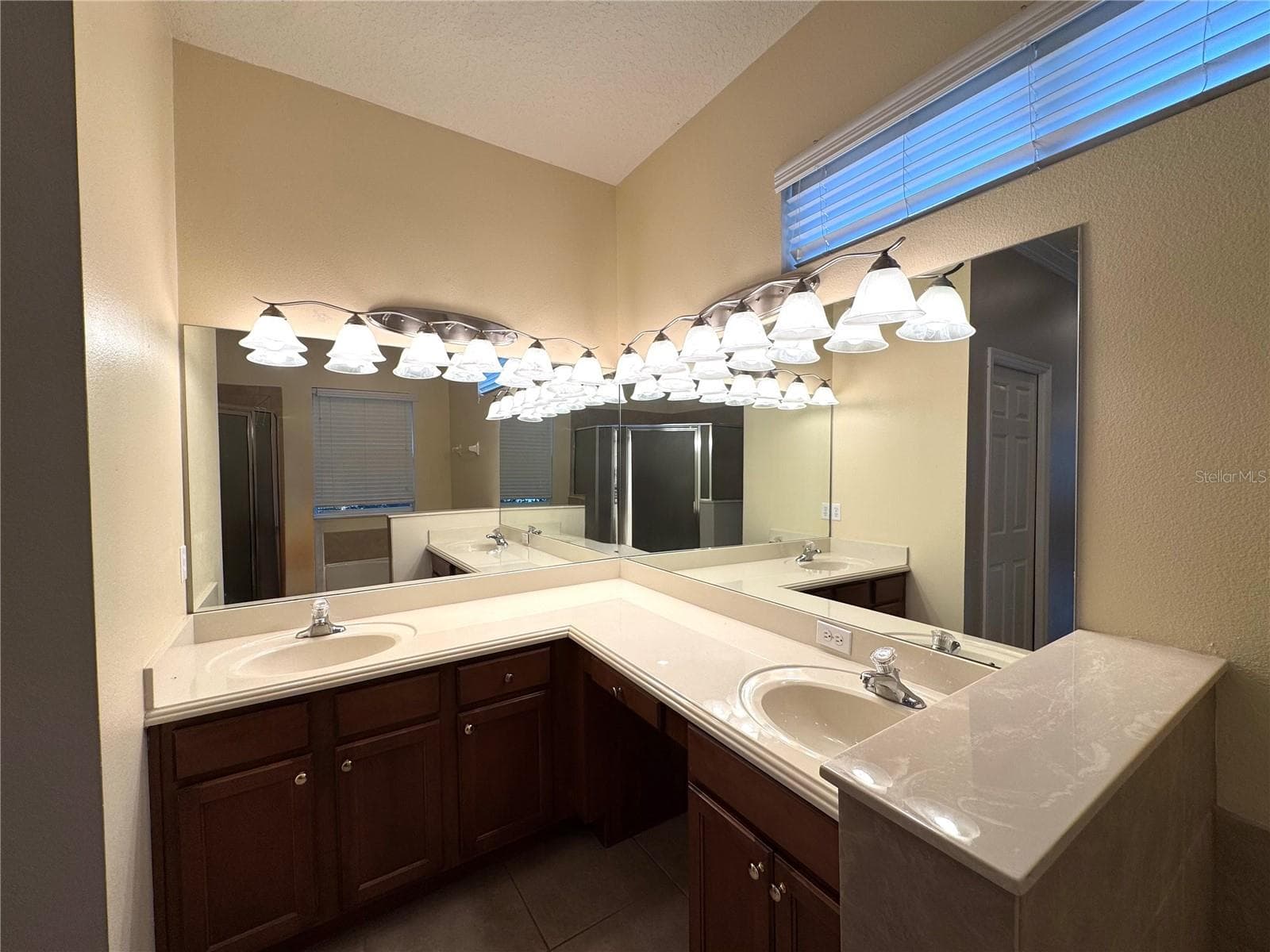Single Family Residence at 11773 BELLA MILANO CT, WINDERMERE, photo 22 of 35
