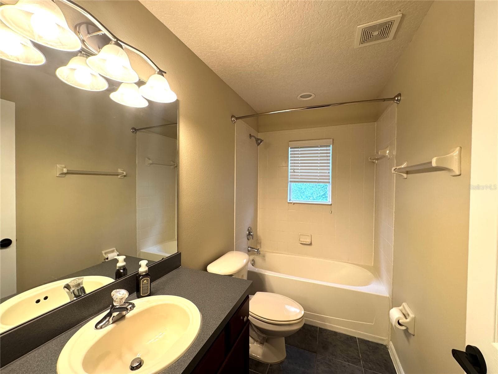 Single Family Residence at 11773 BELLA MILANO CT, WINDERMERE, photo 29 of 35