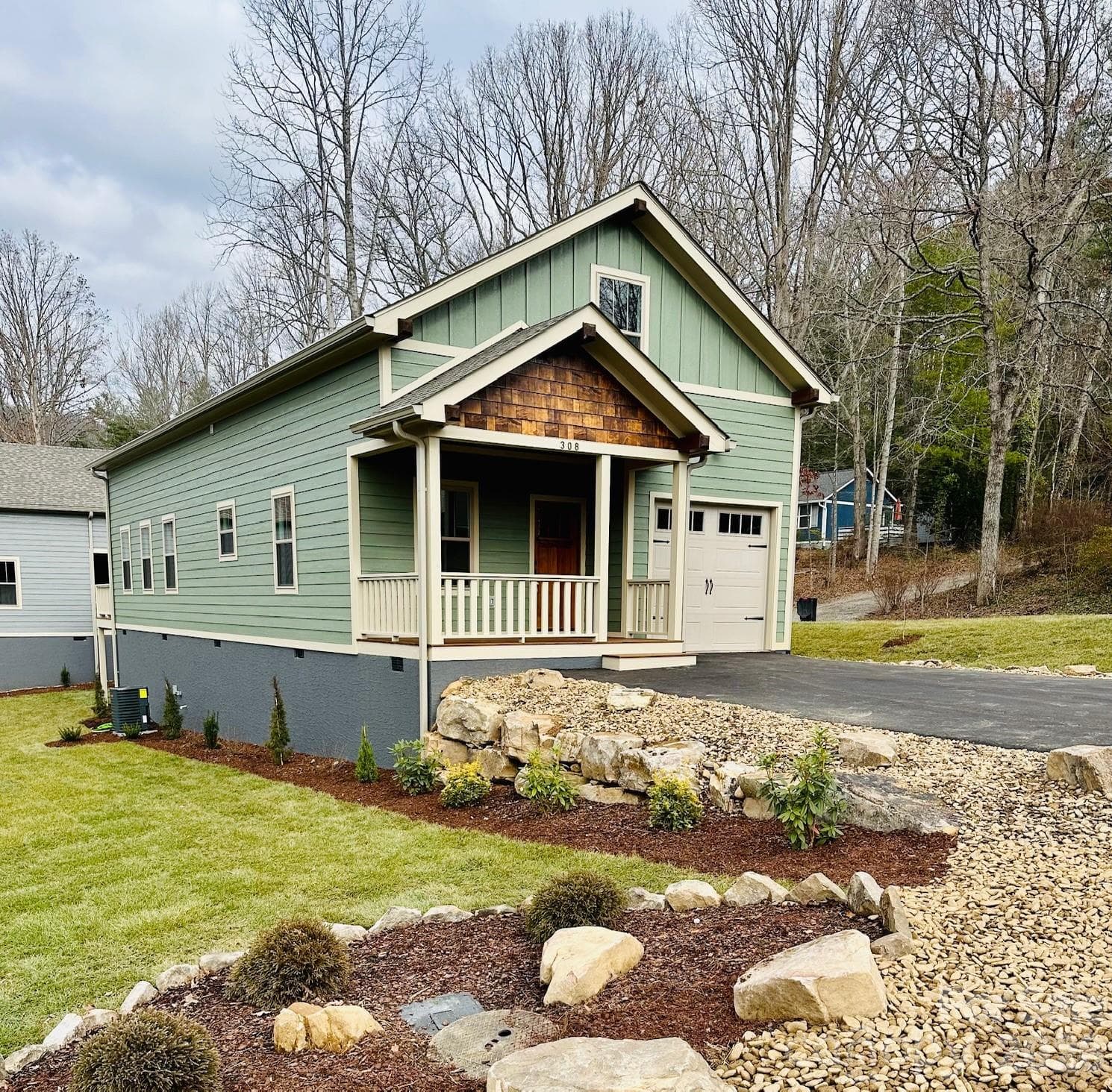 Single Family Residence at 308 Ninth Street, Black Mountain, photo 2 of 33