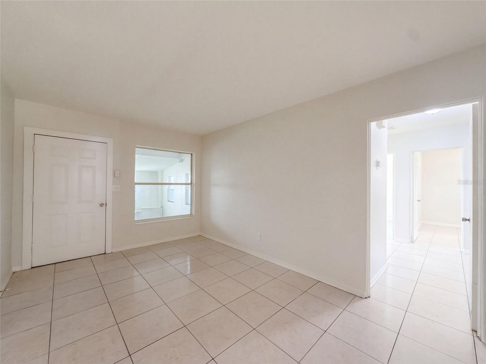 Single Family Residence at 7916 ENDIVE AVE, TAMPA, photo 3 of 21