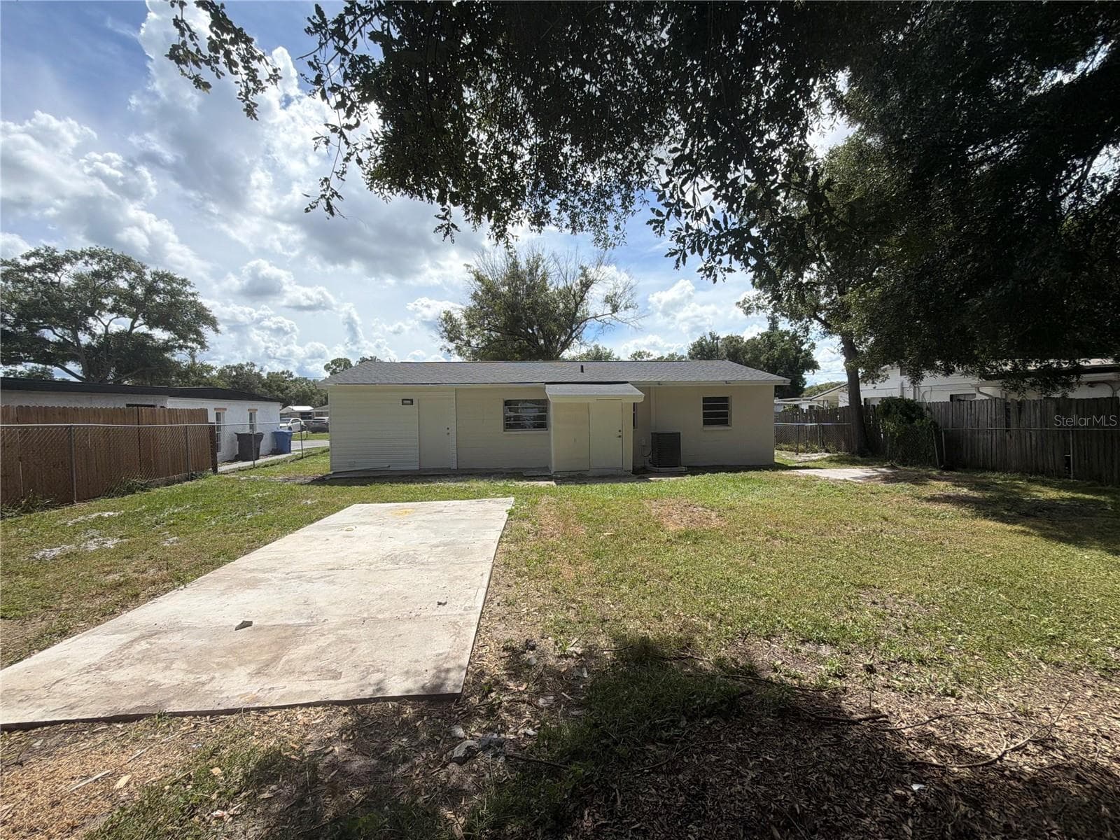 Single Family Residence at 7916 ENDIVE AVE, TAMPA, photo 5 of 21