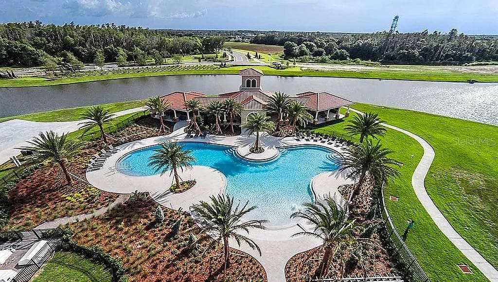 Single Family Residence at 5112 BRICKWOOD RISE DR, WIMAUMA, photo 10 of 17