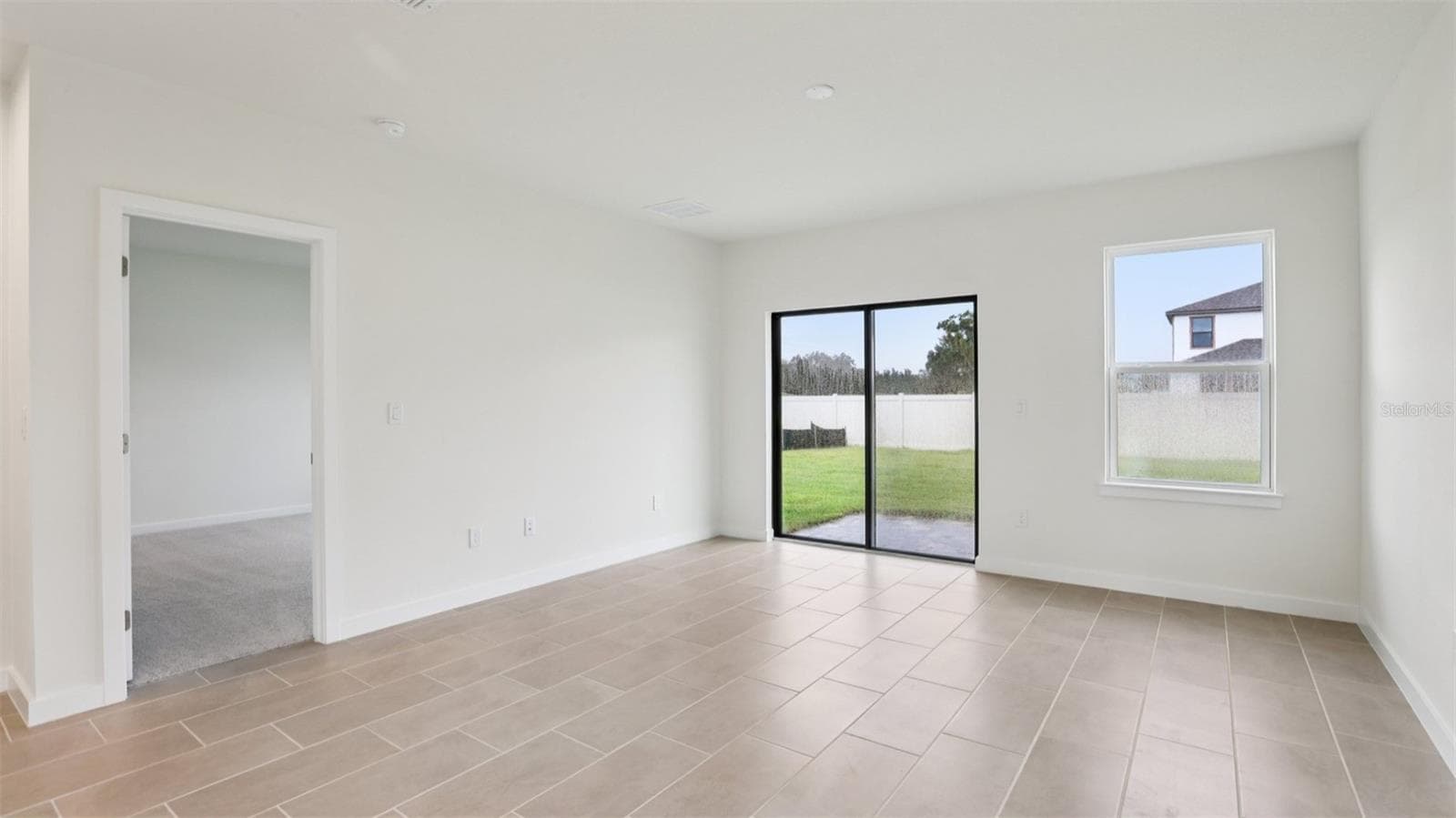 Single Family Residence at 3286 CUP DR, LAKELAND, photo 8 of 26