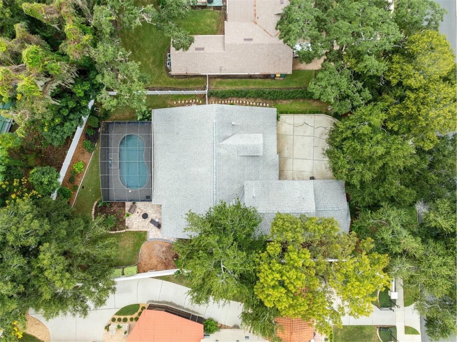 Single Family Residence at 1206 LAKESHORE DR, MOUNT DORA, photo 26 of 33