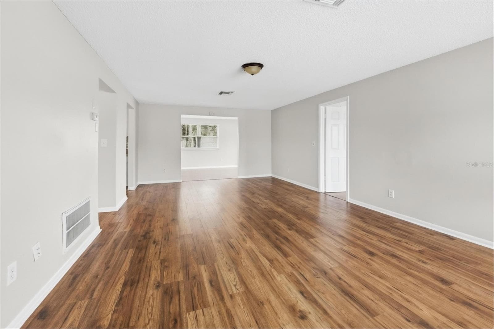 Single Family Residence at 10021 HAYES ST, SPRING HILL, photo 3 of 15