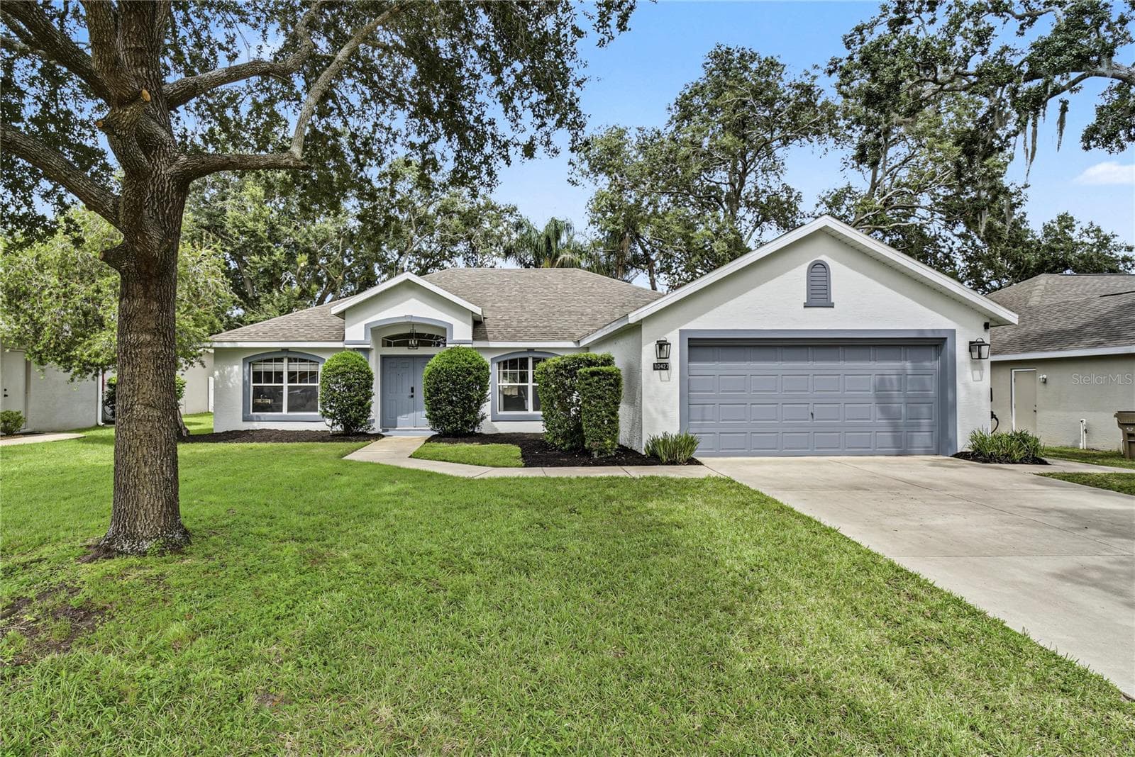 10427 PLEASANT VIEW DR