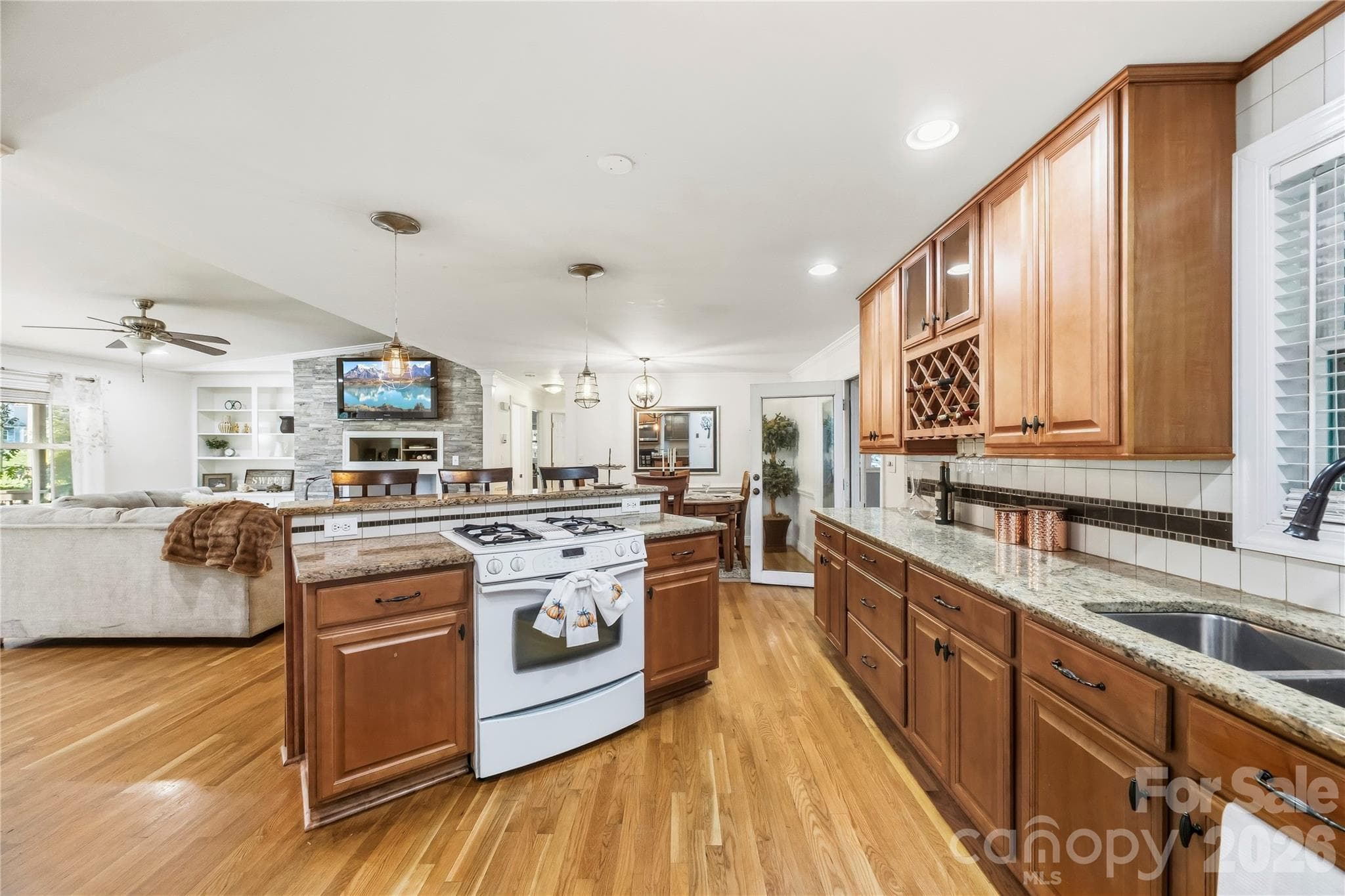 Single Family Residence at 7316 Neal Road, Charlotte, photo 13 of 45